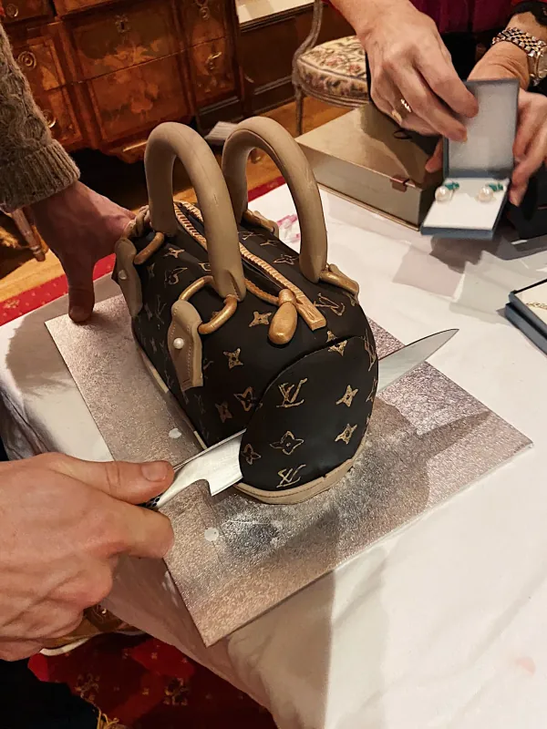 Luis Vuitton Bag Cake