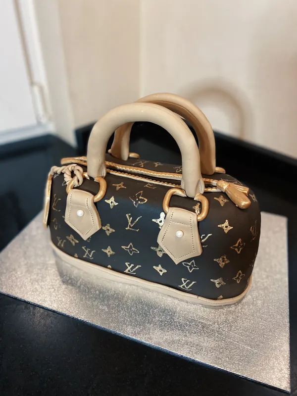 Luis Vuitton Bag Cake