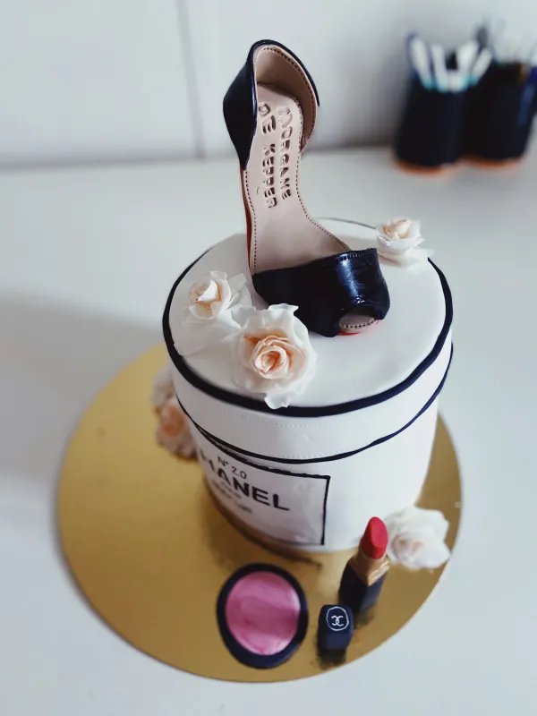 Chanel perfume Cake