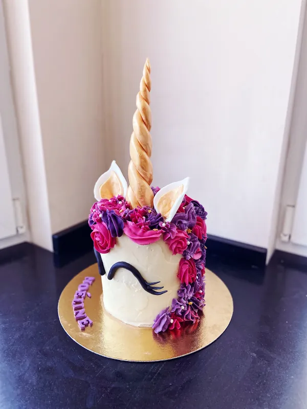 Unicorn cake (Pink & Purple)